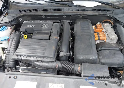 2013 Volkswagen Jetta Hybrid Sel z USA, uszkodzony, nr VIN 3VW637AJ2DM230074